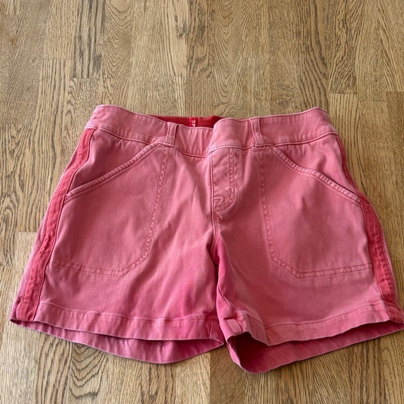 SPANX Women's Coral/Pink Seamless Sculpting Elastic Waistband Shorts - Picture 1 of 10